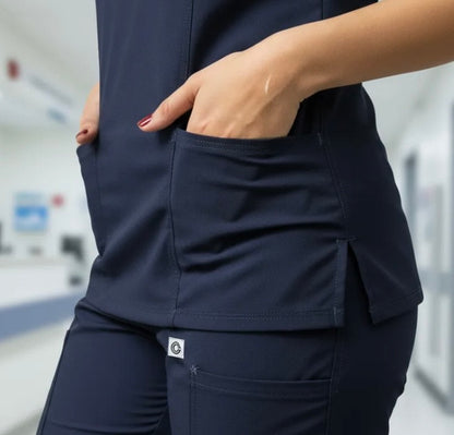 UNIFORME CLINICO ANTIFLUIDO MANGA CORTA MODELO CAROLINA