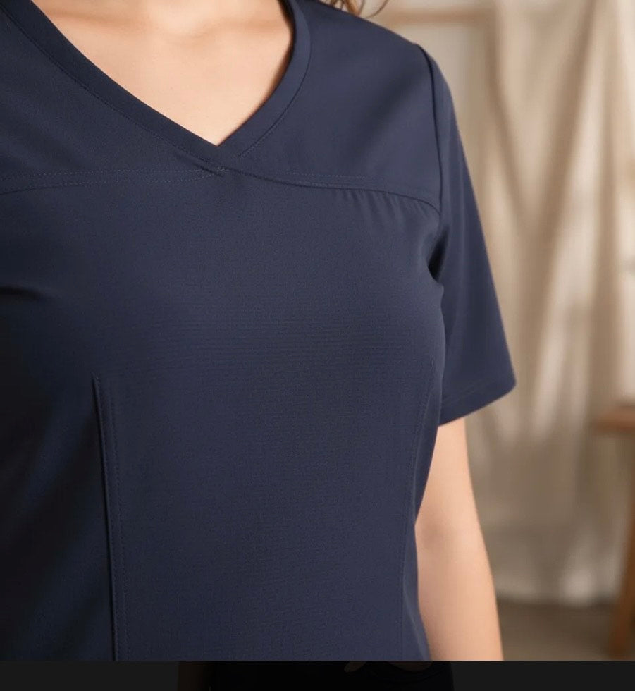 UNIFORME CLINICO ANTIFLUIDO MANGA CORTA MODELO CAROLINA