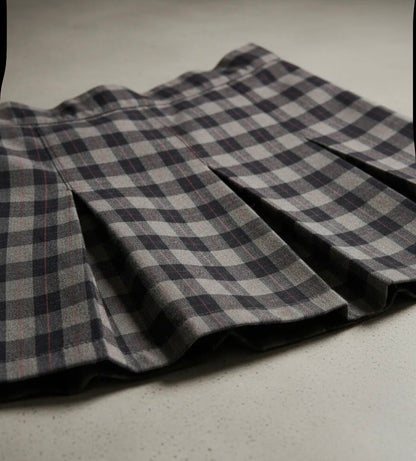 FALDA ESCOLAR CON TABLAS ESCOSESA COLEGIO KING EDWARS SCHOOL